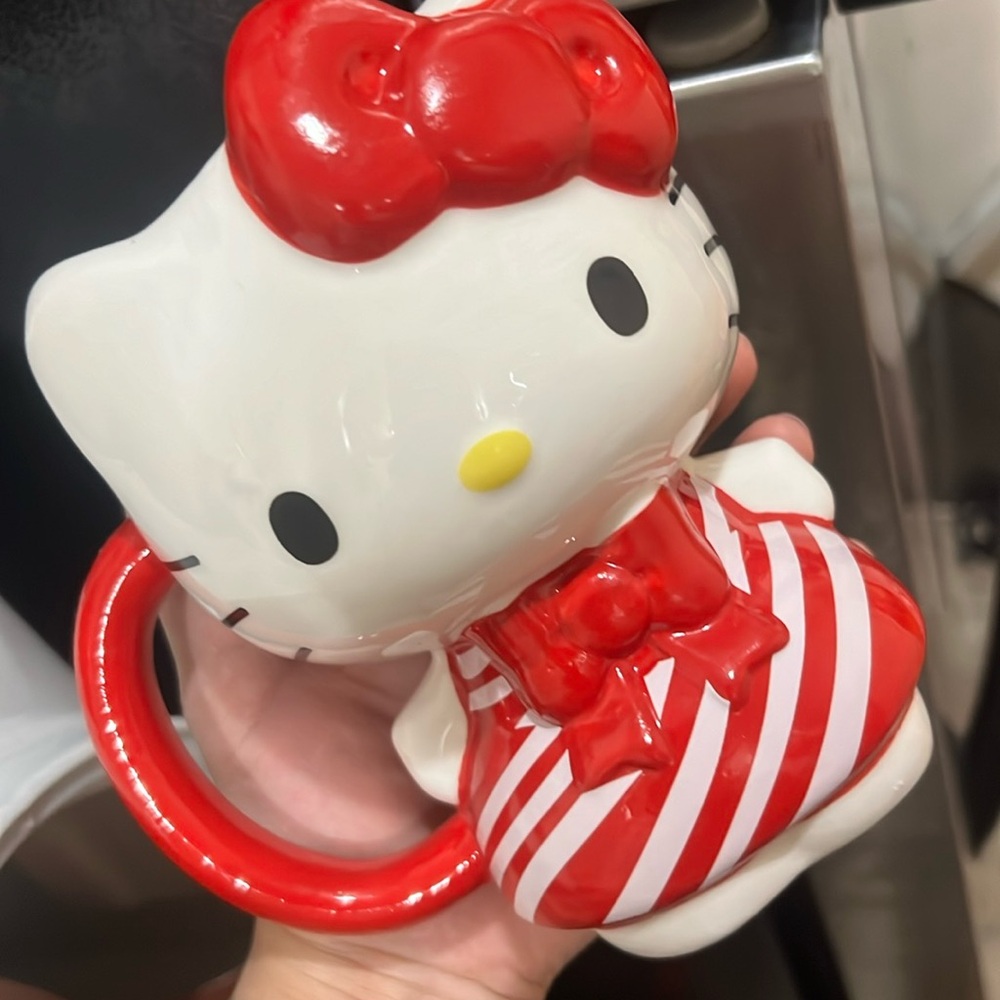 Candy cane hello Kitty mug 20oz